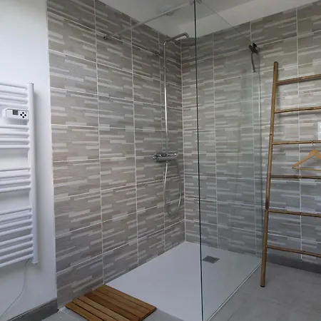 De Charme Pour 6 Pers. Pres D'angers, Calme Campagnard - Fr-1-622-27 Holiday home Corze