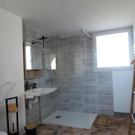 Nyaraló De Charme Pour 6 Pers. Pres D'angers, Calme Campagnard - Fr-1-622-27 *