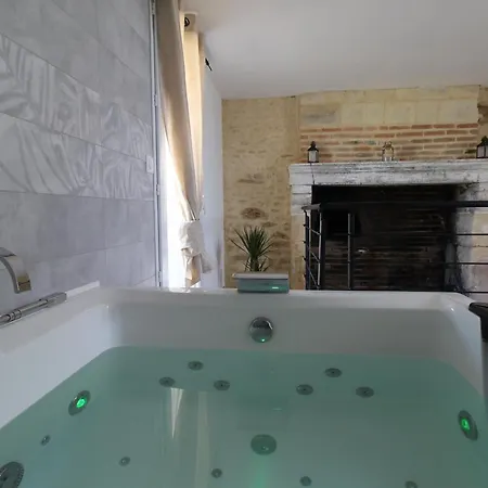 De Charme Pour 6 Pers. Pres D'angers, Calme Campagnard - Fr-1-622-27 Nyaraló